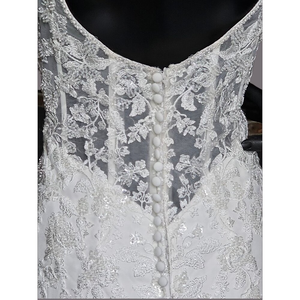 NWOT Ivory Crepe Fitted Cap Sleeve Wedding Gown - Mori Lee - Picture 14 of 16